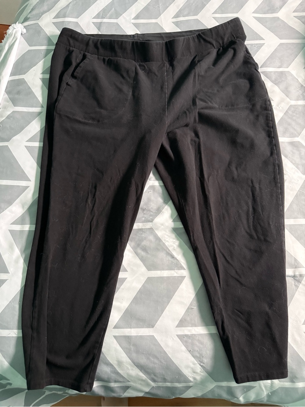 torrid Black Crop Pocket Legging